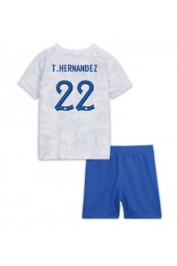 Frankrijk Theo Hernandez #22 Babytruitje Uit tenue Kind WK 2022 Korte Mouw (+ Korte broeken)